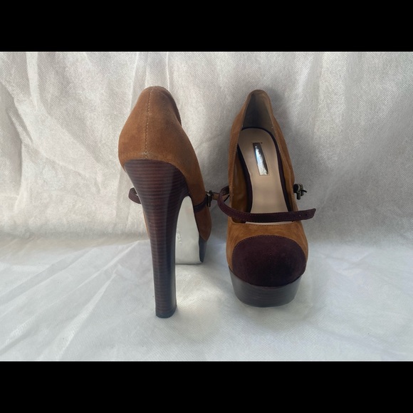 H by Halston “two-toned” Platform Heels - Picture 5 of 12